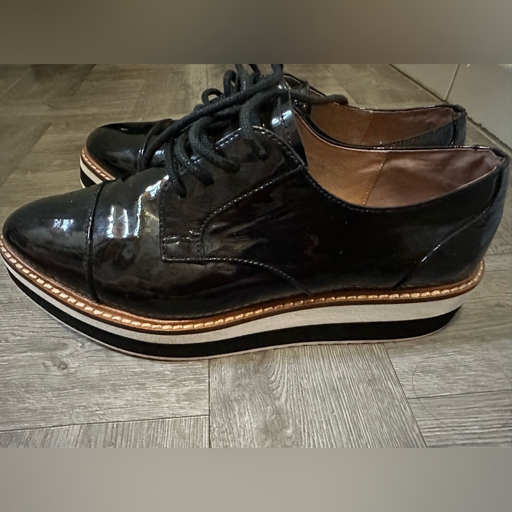 Halogen x Atlantic Pacific Black Patent Platform Oxford 7.5 pre-owned